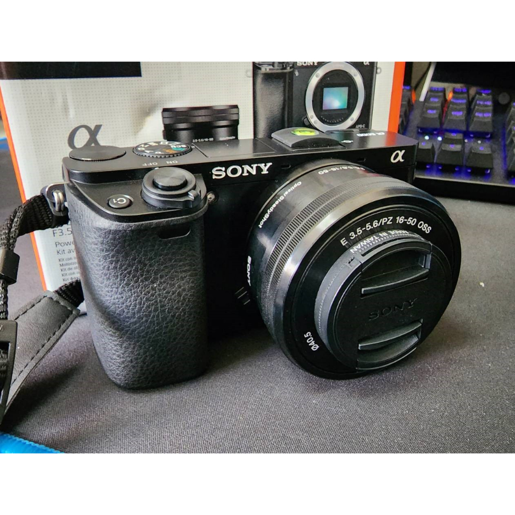 (二手) SONY a6000 數位單眼相機 APSC 16-50mm鏡頭組 微距鏡 台灣公司貨