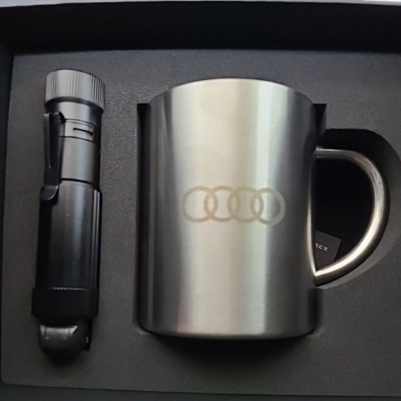 奧迪 audi 不鏽鋼杯 馬克杯 304 usb充電 多功能 手電筒 警示燈 禮盒 急售