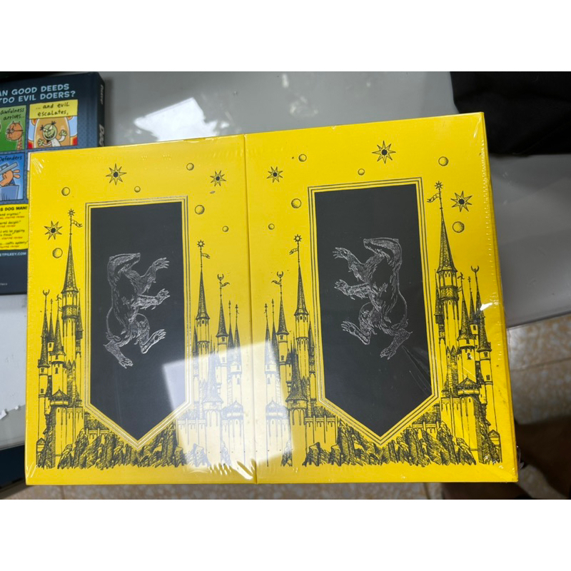 Harry Potter 哈利波特 Hufflepuff  Editions Box Set（精裝）