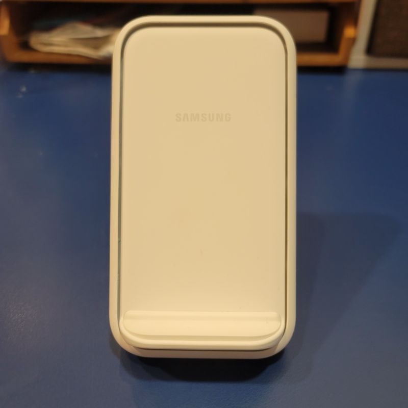 （三星原廠）SAMSUNG 原廠公司貨 EP-N5200 無線閃充充電座 15w無線充電盤，保護膠帶未撕掉