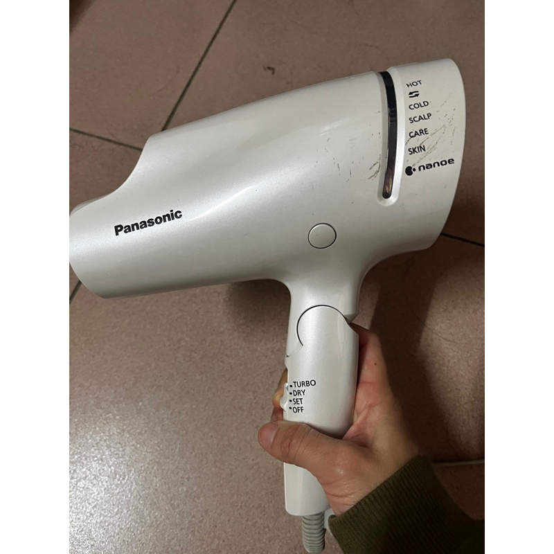 日本購買白色PANASONIC EH-NA9A吹風機