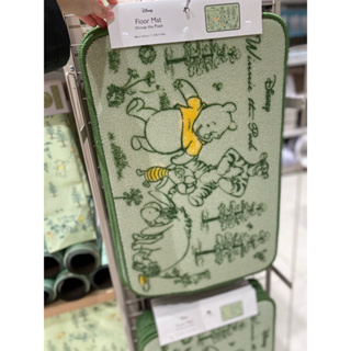日本 迪士尼聯名地毯 超可愛的小熊維尼