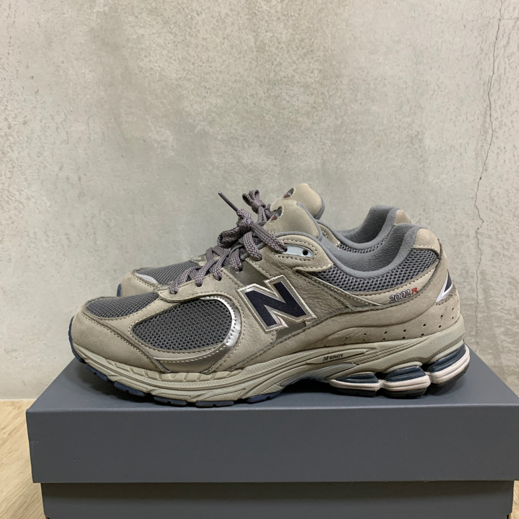 二手 NEW BALANCE ML2002RA 2002RA 尺寸： US11 / 29cm | 蝦皮購物