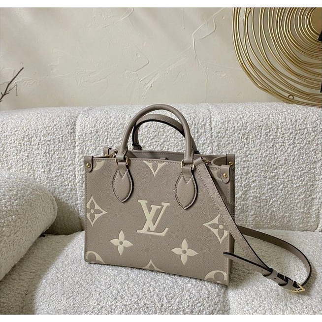 Louis Vuitton Onthego PM Beige Leather ref.481491 - Joli Closet