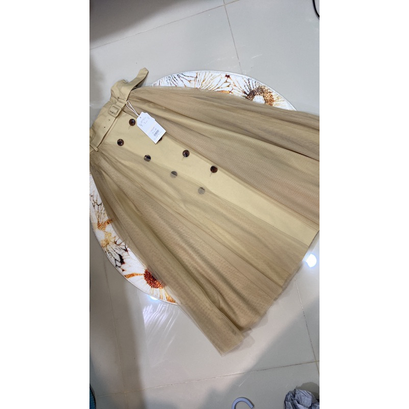 日本品牌Jouetie附腰帶拼接感排釦雙層仙女紗裙米