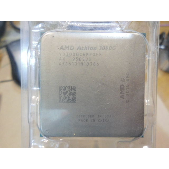 AMD Athlon 3000G 3.2GHz 雙核心處理器 內建顯示功能 AM4 200GE 320GE