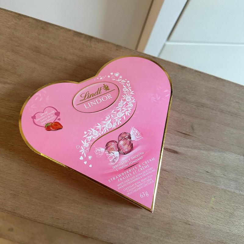 《7timesanight》瑞士蓮Lindt情人節限定草莓口味白巧克力 歐美加拿大代購 情人節禮物