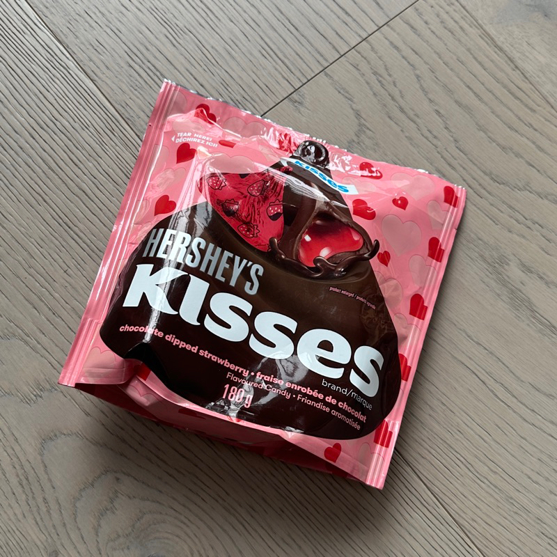 《7timesanight》Hershey’s Kisses情人節限定草莓醬內餡牛奶巧克力 歐美加拿大代購