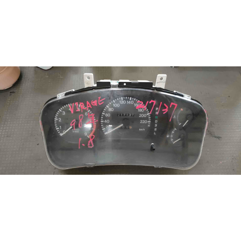 1998 三菱 VIRAGE 1.8 儀錶板 MR298972 零件車拆下
