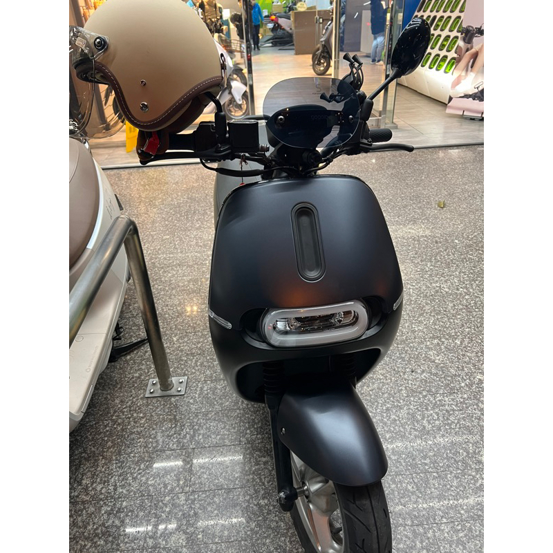 gogoro 2原廠二手車殼 石墨黑 可以私訊了解