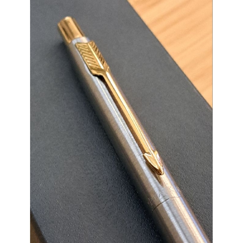 1980年代美國製古董派克 Parker Classic 不鏽鋼原子筆 精緻古典金筆夾及按鈕，美國都還要價約120美元