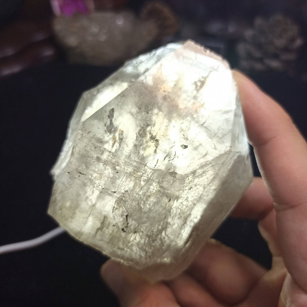 飛水晶-51(326g)巴西黃水晶簇(茶黃晶柱)原礦