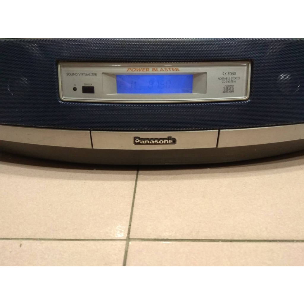 Panasonic RX-ED50 手提收錄音機 CD/卡帶/FM 收錄音機 當零件機賣