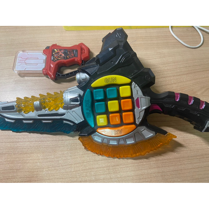 假面騎士ex aid 鍵盤劍（武器）送一個扭蛋版機器人卡帶
