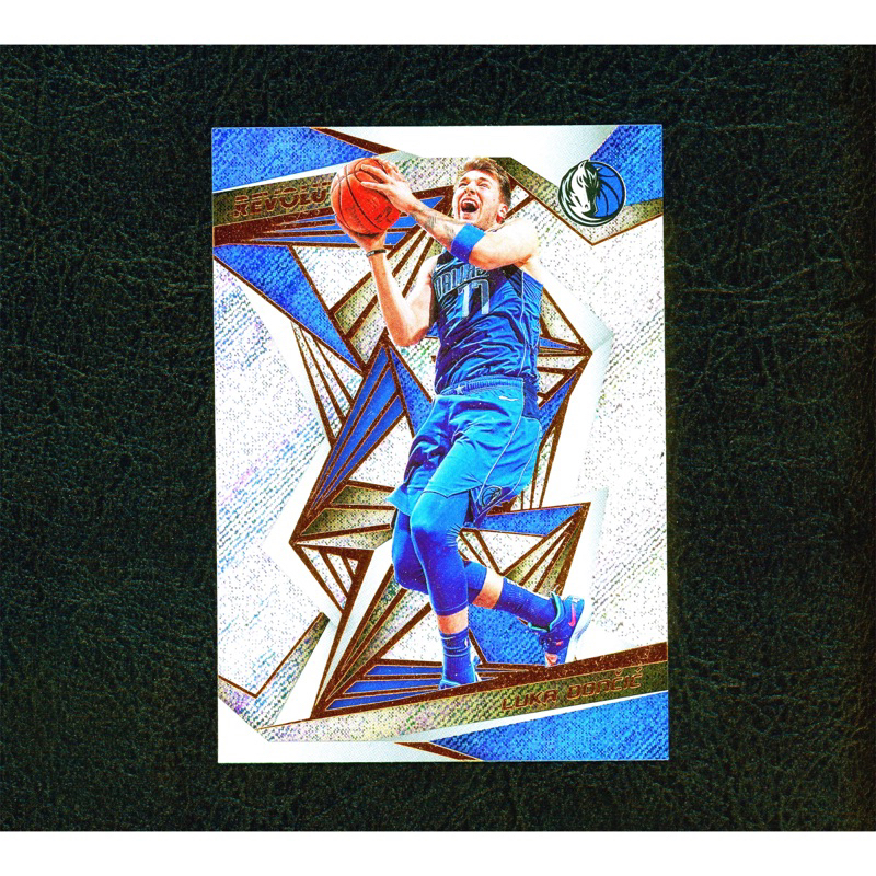 必漲新秀第二年！小牛一哥 Luka Doncic 超美Revolution Base版超激閃折射美卡 NBA 球員卡