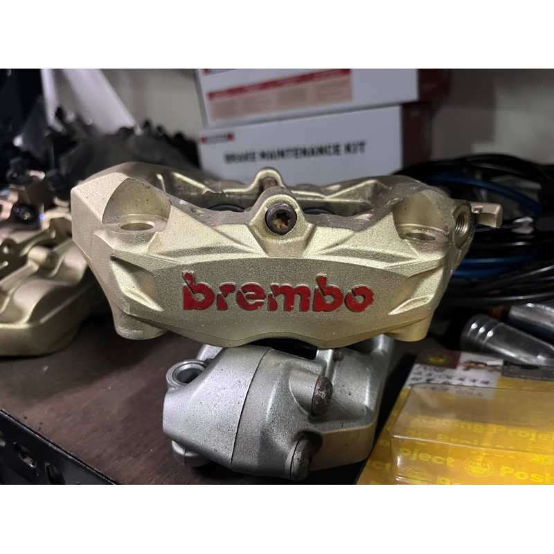 brembo ak550 輻射卡鉗 右卡