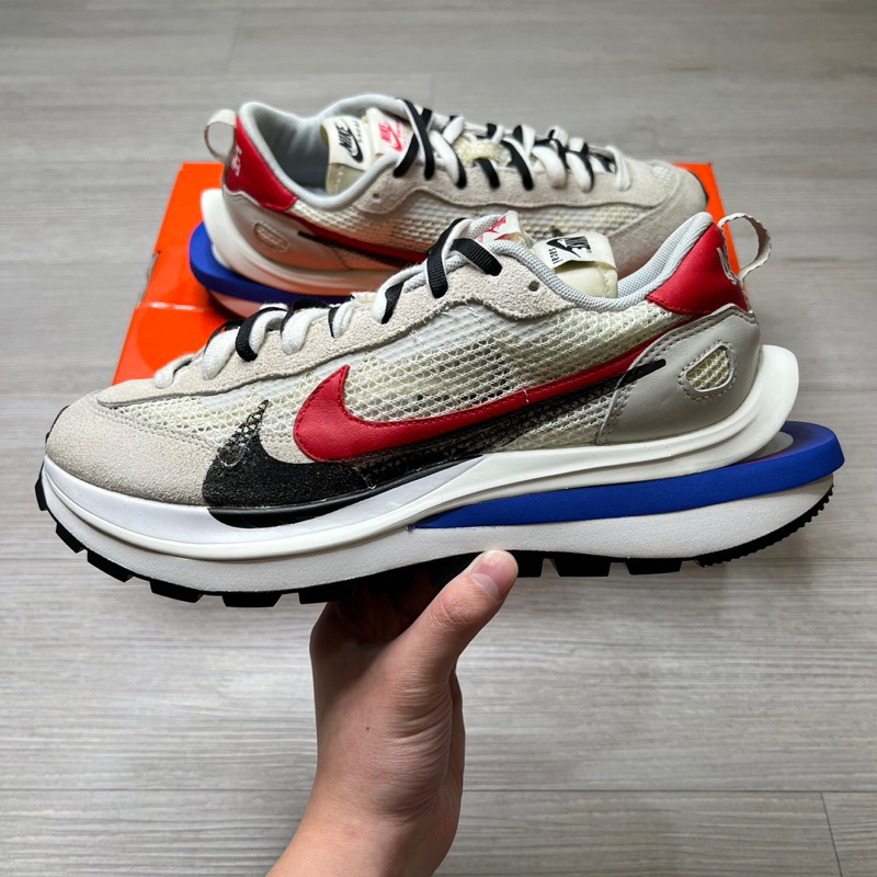 Nike x Sacai vaporwaffle 紅藍白