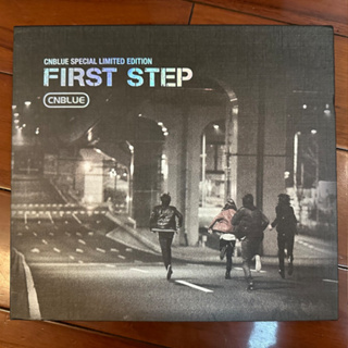 "絕版" CNBLUE-FIRST STEP(CNBLUE SPECIAL LIMITED EDITION)韓版 可議價