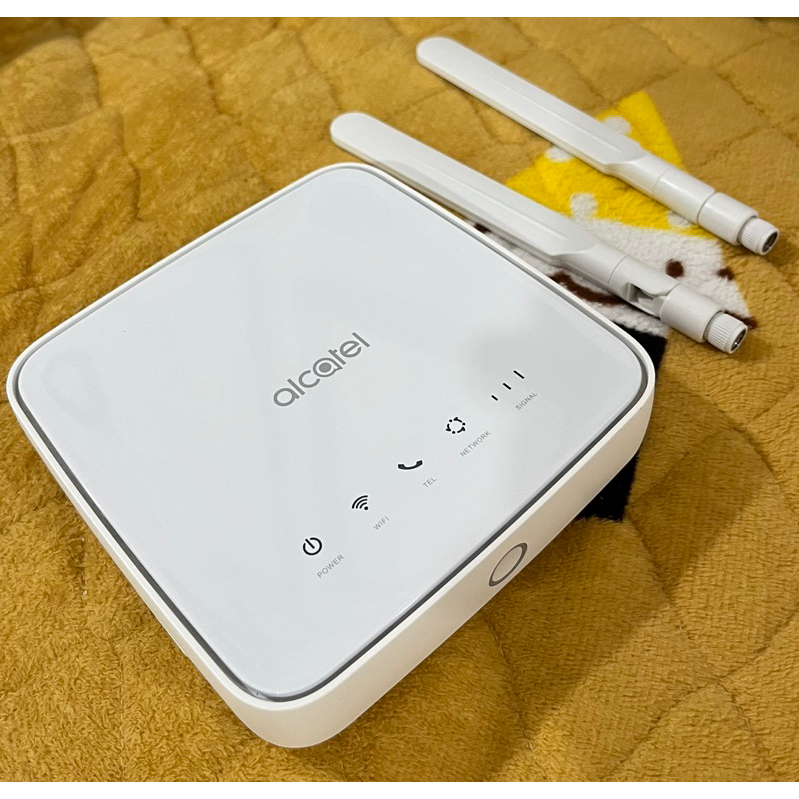 ［八成新] 含運 Alcatel 阿爾卡特 HH41CM - 行動無線 Wifi分享路由器 4G LTE