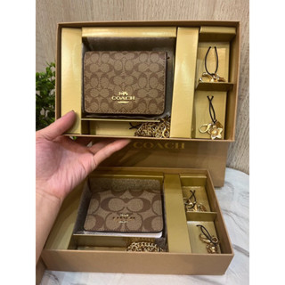 現貨🇱🇷 COACH 咖啡色大C 小C PVC鍊帶小廢包/迷你斜揹包+雞尾酒杯/小熊造型吊飾禮盒組（兩種可選）
