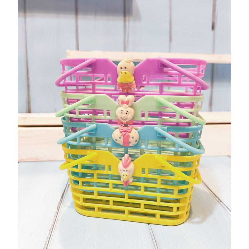 。MILKY 22。日本帶回復古舊舊可愛塑膠小提籃 置物籃 四個一組一起賣