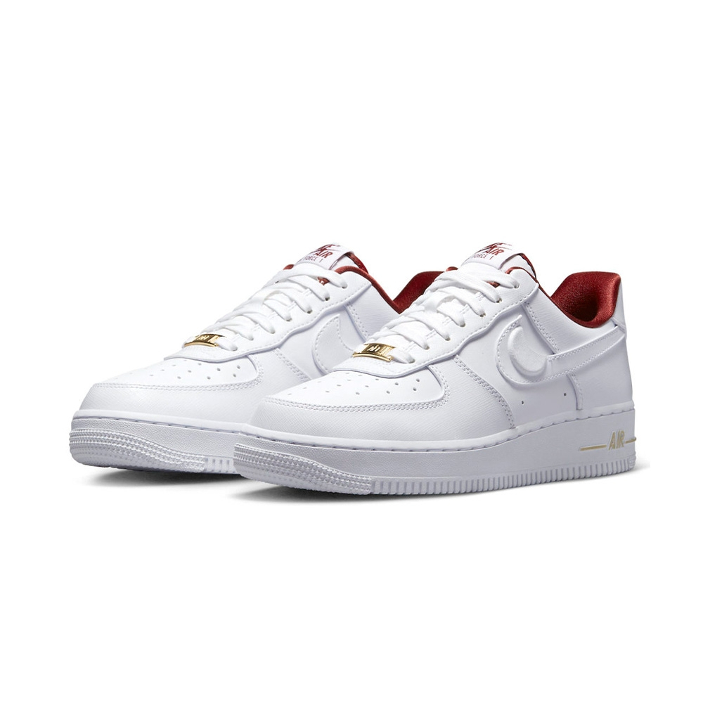 #小胖仔代購 NIKE WMNS AIR FORCE 1 07 SE 白色 AF1 吊飾 女鞋 DV7584-100