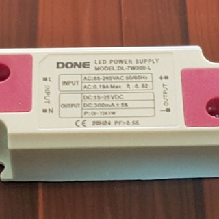LED驅動器4~7WLED驅動器輸出電壓DC12~25v適合各種LED燈用崁燈AR111等維修使用