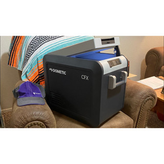 Dometic CFX3系列智慧壓縮機行動冰箱CFX3 35 35公升冰箱(送冰箱保護套)