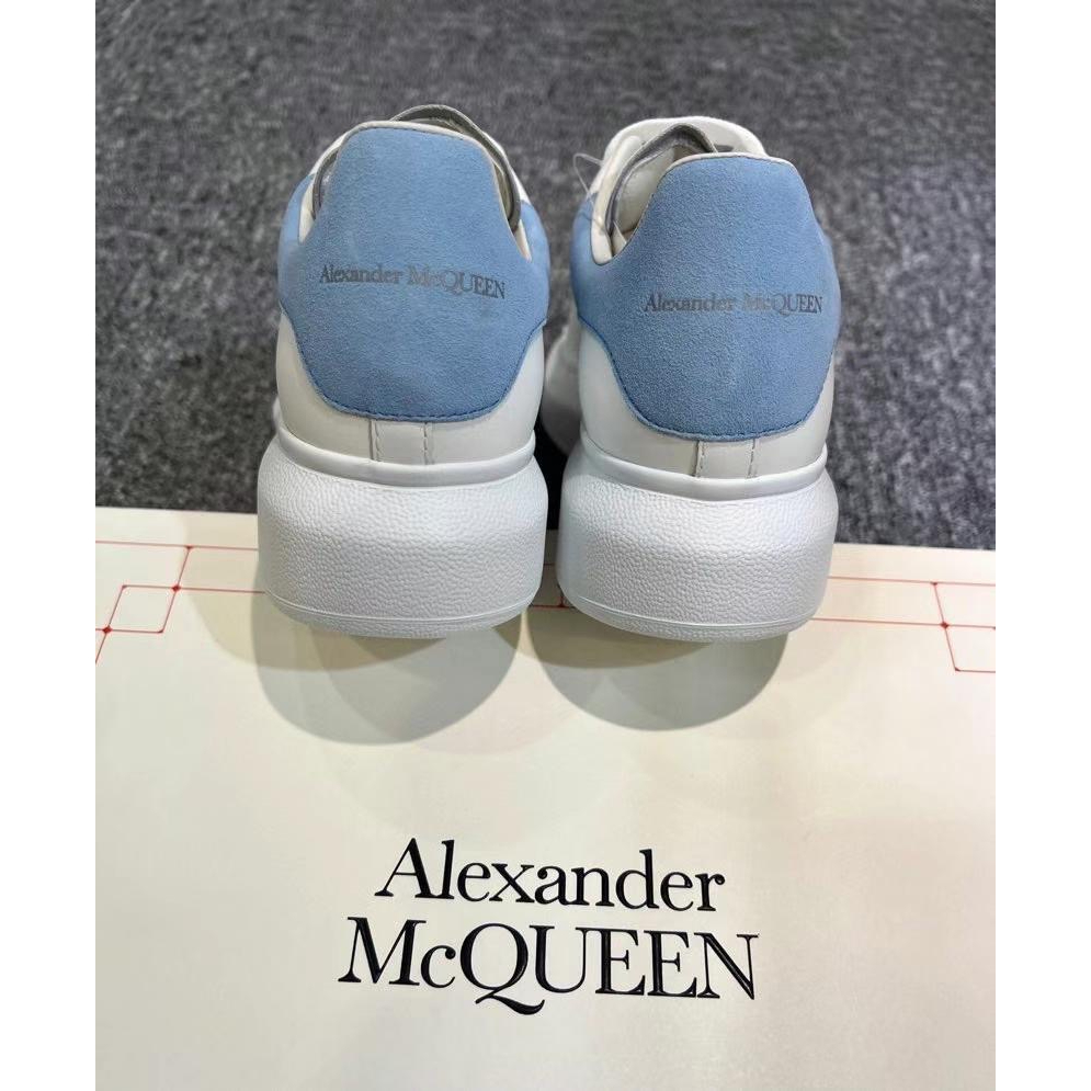 ♚KK SHOP♚ *預購* Alexander McQueen MCQ 粉藍尾麂皮厚底小白鞋