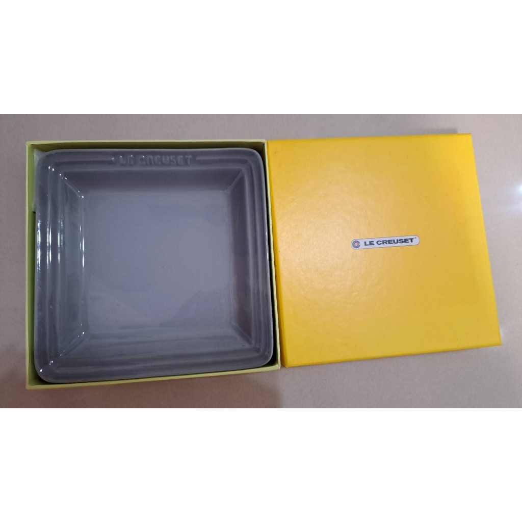 正品 Le Creuset  正方盤 27cm  迷霧灰（已保留）