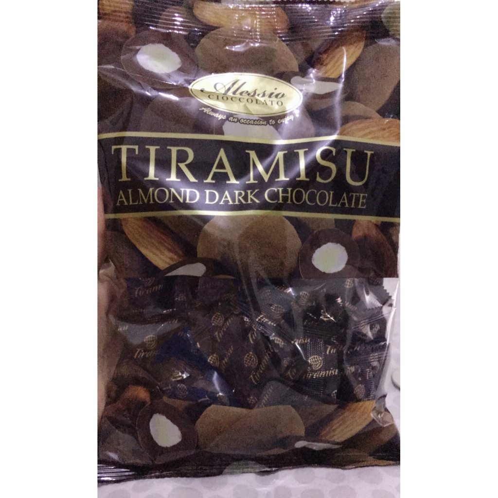 馬來西亞義大利起士餅乾黑巧克力 Malaysia Tiramisu Almond Dark Chocolate