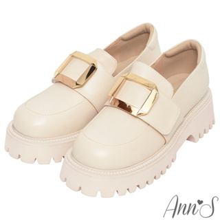 Ann’S可調整魔鬼氈-金色大方扣顯瘦輕量厚底樂福鞋5cm-米白