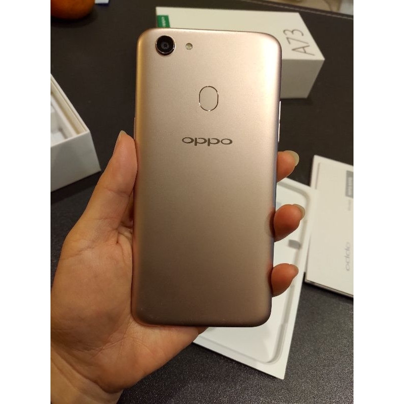 OPPO A73｜3+32G （二手手機）自用、功能正常，有貼鋼化玻璃保護膜，送原廠手機殼