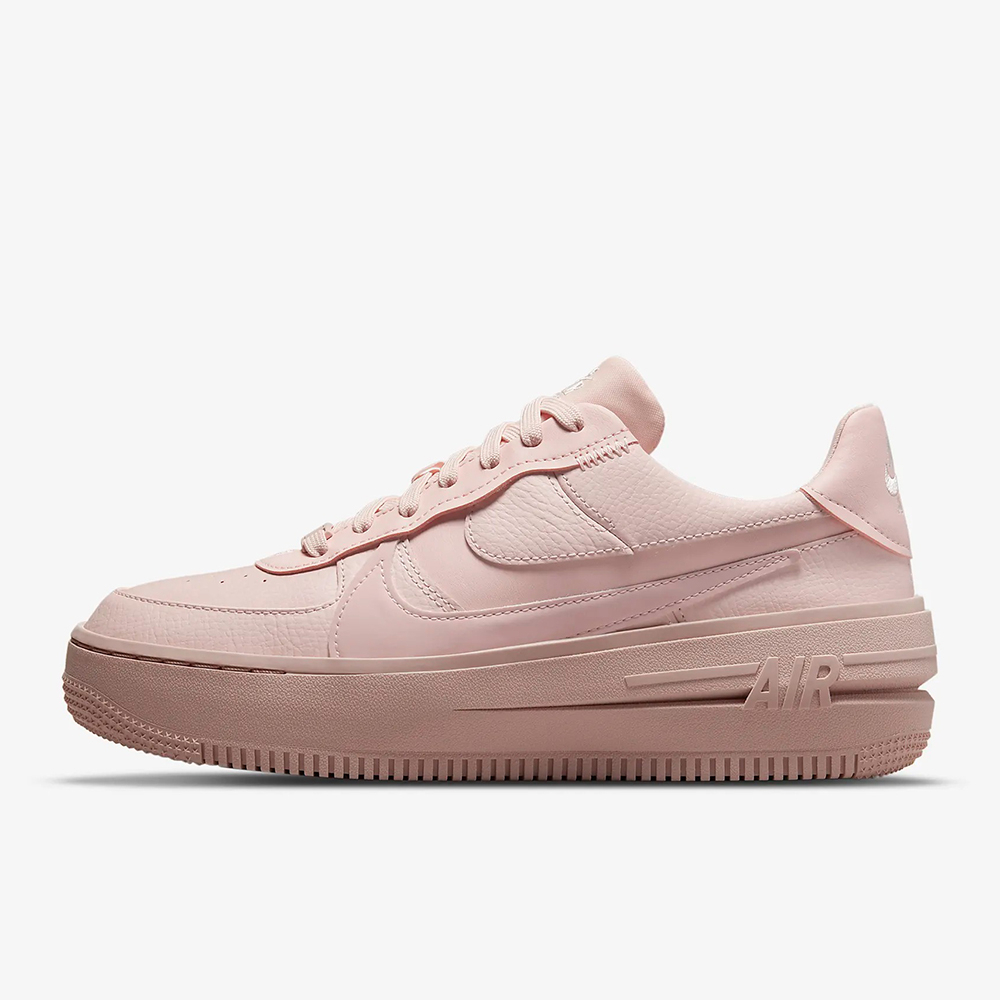 Nike Air Force 1 PLT.AF.ORM 女 粉 AF1 經典 運動 休閒鞋  粉色 DJ9946600