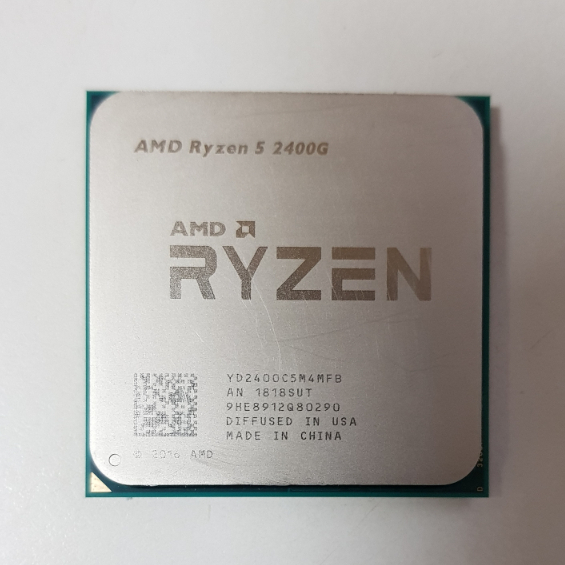 AMD Ryzen R5 2400G 銳龍 CPU 處理器 附原廠散熱風扇 2手良品