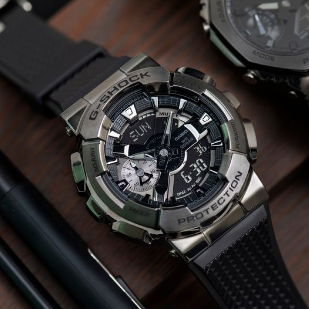 CASIO 卡西歐 G-SHOCK強悍時尚 奢華百搭雙顯錶(GM-110BB-1A)