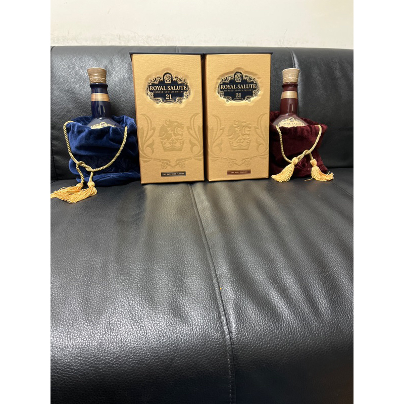 😊（限量）皇家禮炮21年「舊版金盒藍色和紅）威士忌空酒瓶（含軟木塞or盒or袋）700ml