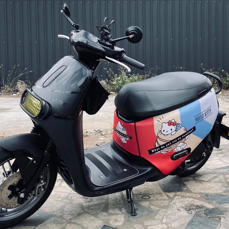 （預購）GOGORO JEGO 版權車套 Hello Kitty款 A區 全車系供應 潛水布防刮車套 雙面可用