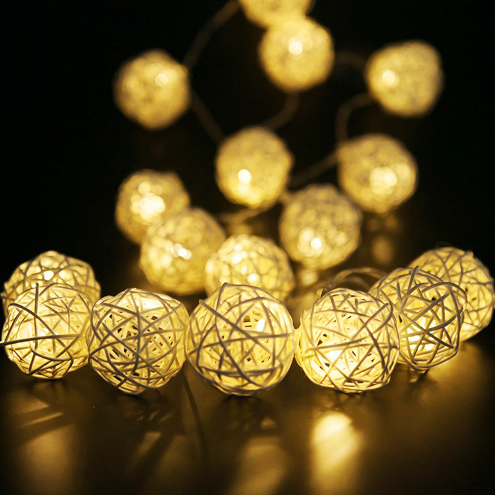 【彩虹百貨】太陽能燈串 30LED  藤球 球燈 聖誕 露營 藤球串燈 裝飾燈串 樹燈 藤編燈