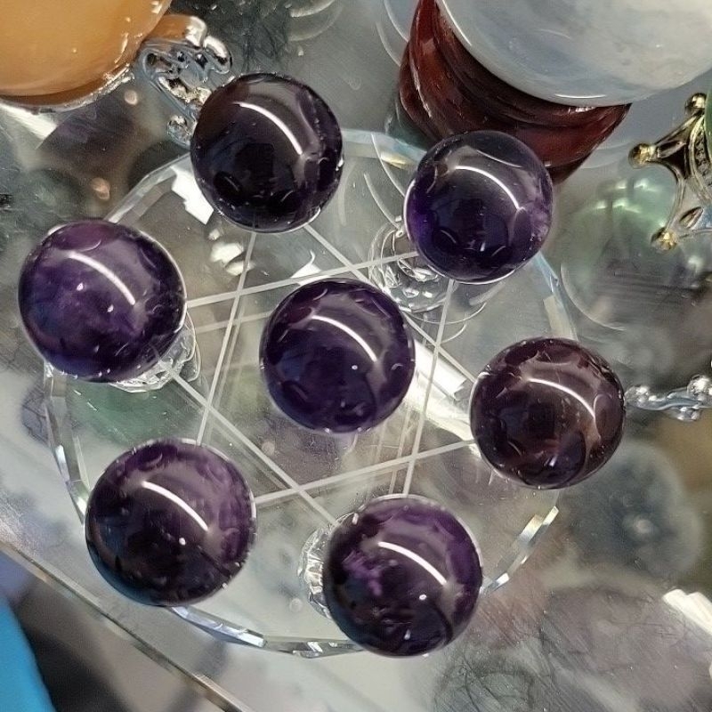 紫水晶球七星盤 烏拉圭紫水晶球+玻璃盤 顏色深均勻 約7.7公分 實物拍攝