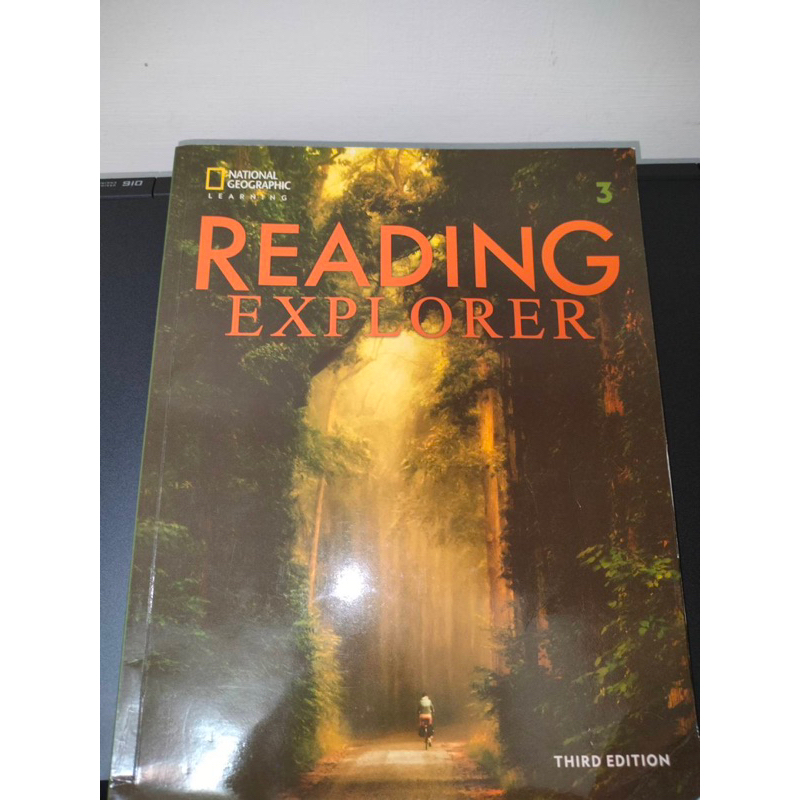 新版國家地理第三版 Reading Explorer 3 大學英文課本(二手)