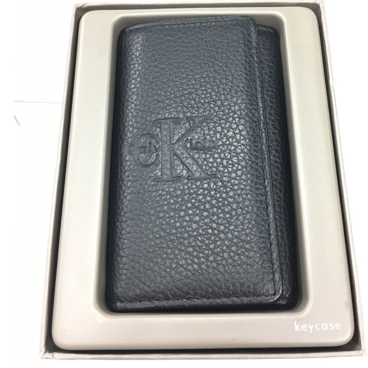【歐洲CK正品】【全新現貨】【鑰匙圈包】 Calvin Klein Logo烙印,韓國荔枝紋皮,鑰匙圈包,可放6個鑰匙.