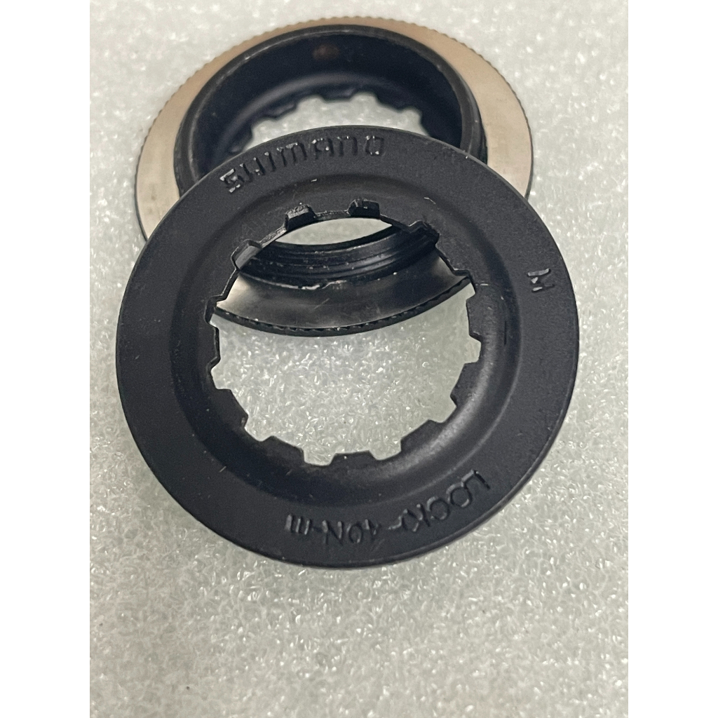 [ㄚ順雜貨鋪] 全新 SHIMANO 中央鎖入式碟盤蓋 鎖蓋 緊迫環 (黑色)