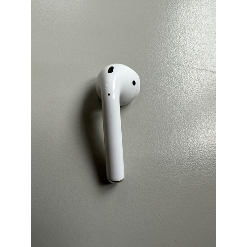 AirPods 2代右耳