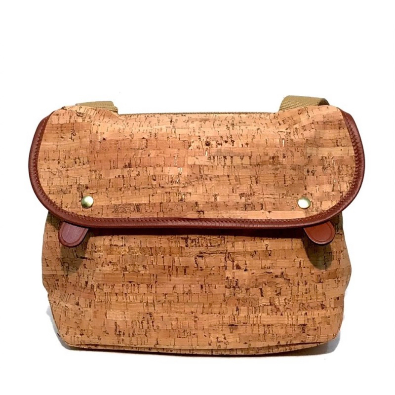 英國🇬🇧 Brady Bags Avon Shoulder Cork Bag 軟木 特殊材質 軟木塞 馬鞍皮革 厚磅帆布