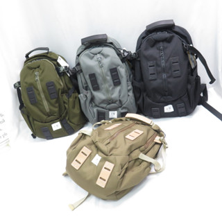 F/CE. 950 TRAVEL S BP筆電夾層揹包 FNI30241B0003BLK 43*10CM