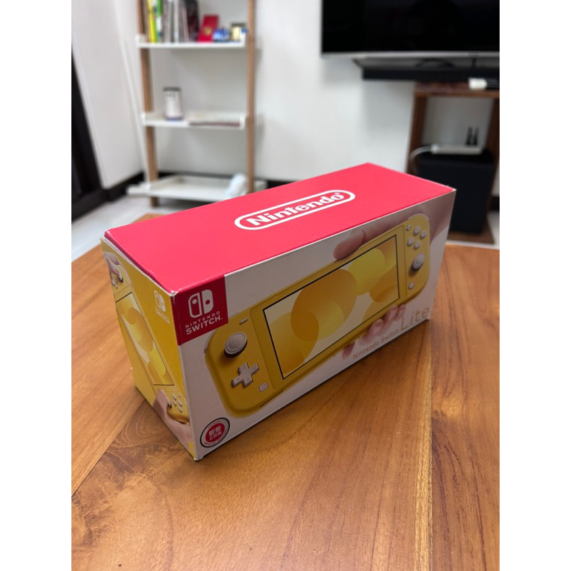 Nintendo Switch Lite版 黃色 全新