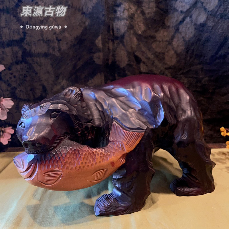 北海道熊  木雕熊叼魚