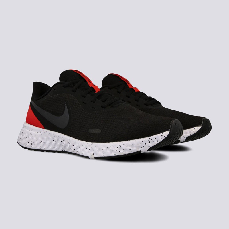 【EDI'S】大尺碼 US13 Nike Revolution 5 慢跑鞋 輕薄 透氣 耐磨 止滑 運動鞋 慢跑鞋