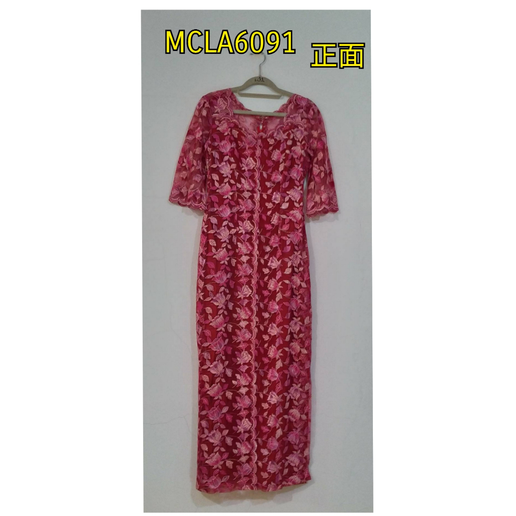 《蜜雪兒的二手商品》二手衣裙(XL號)，宴會長禮服，媽媽裝，紅底金花邊，套裝